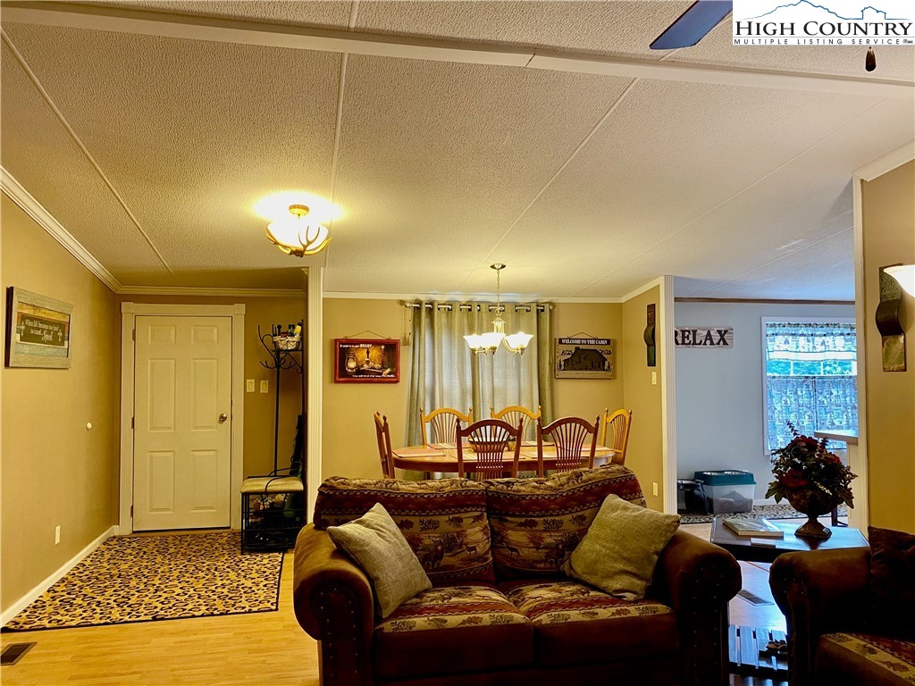 360 Sherwood Road Vilas, NC 28692 - Photo 6 of 20 Gallery Image 6