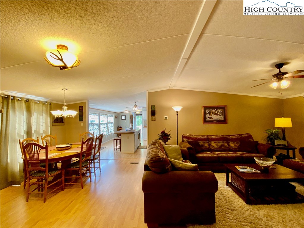 360 Sherwood Road Vilas, NC 28692 - Photo 7 of 20 Gallery Image 7