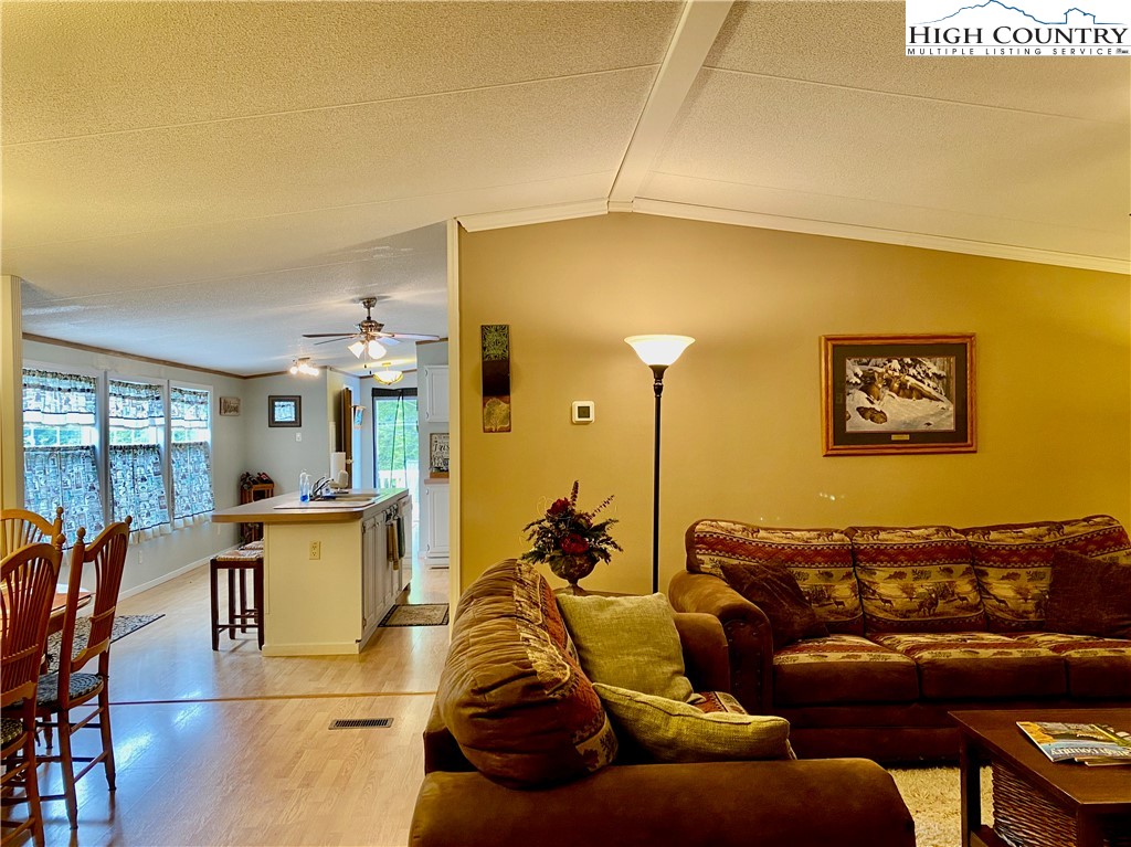 360 Sherwood Road Vilas, NC 28692 - Photo 8 of 20 Gallery Image 8