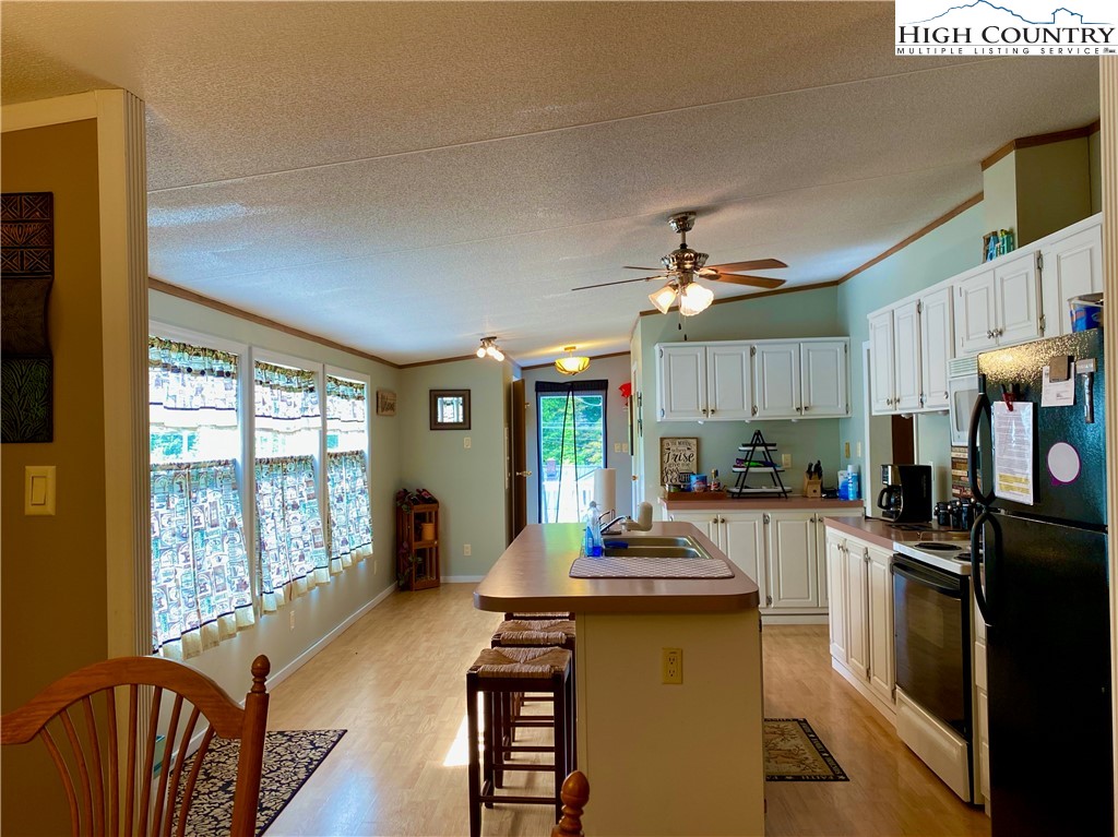 360 Sherwood Road Vilas, NC 28692 - Photo 9 of 20 Gallery Image 9