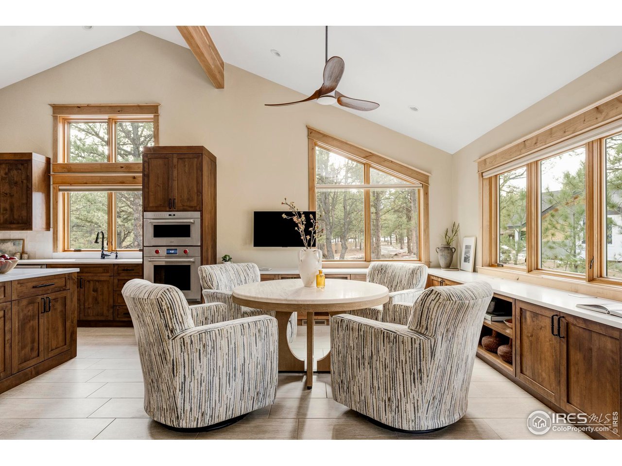 2729 South Lakeridge Trail Boulder, CO 80302 - Photo 14 of 32 Breakfast nook.