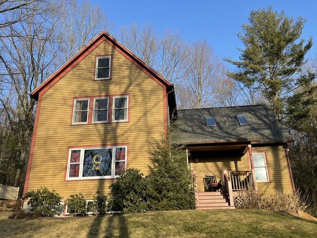 26 Mt Warner Road Hadley, MA 01035 - Photo 2 of 28 Gallery Image 2