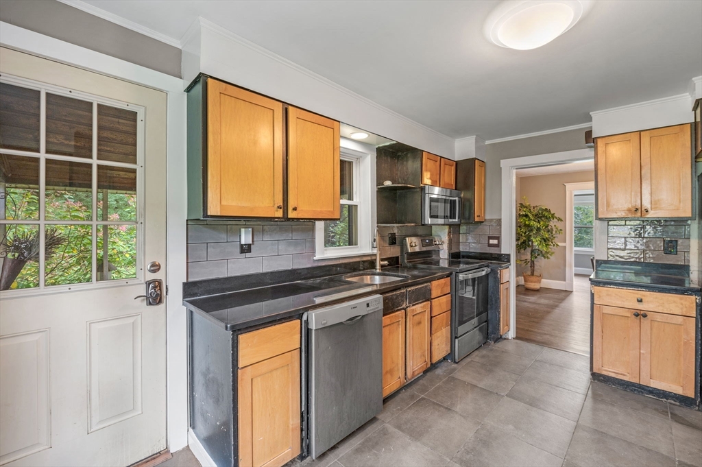 668 South Main Street Sharon, MA 02067 - Photo 12 of 42