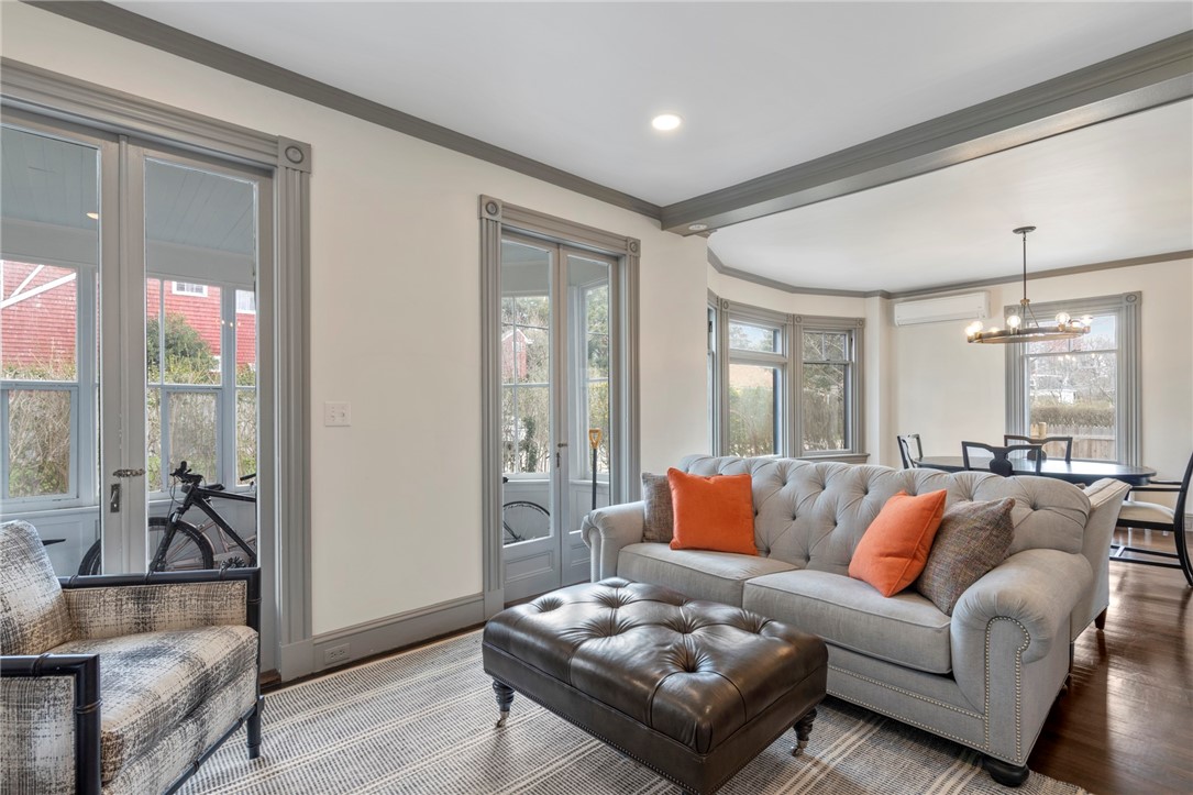 169 Ruggles Avenue Newport, RI 02840 - Photo 8 of 44