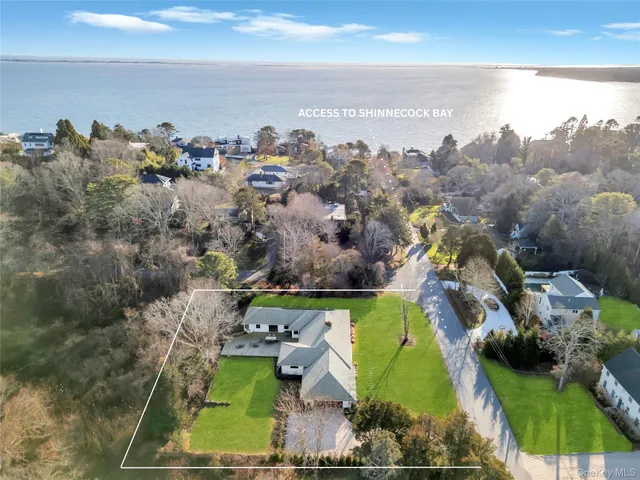 $1,869,000 | 10 Lenape Road, Southampton, NY 11968