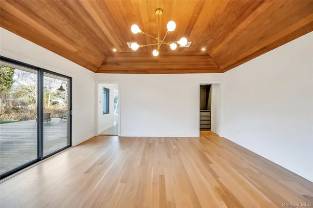 $1,869,000 | 10 Lenape Road, Southampton, NY 11968