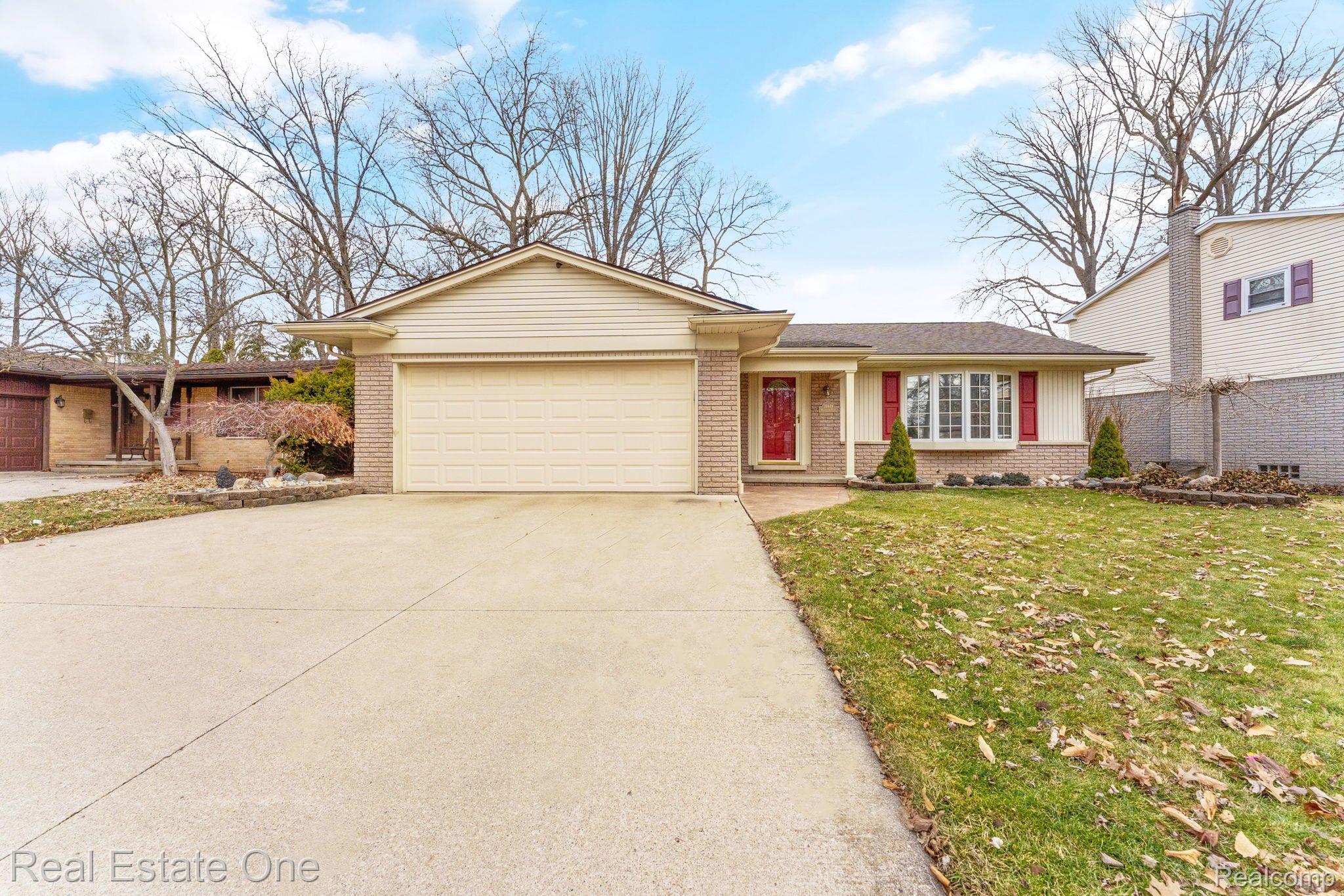 19449 Wedgewood Road Riverview, MI 48193 - Photo 1 of 40 19449 Wedgewood Rd, Riverview
