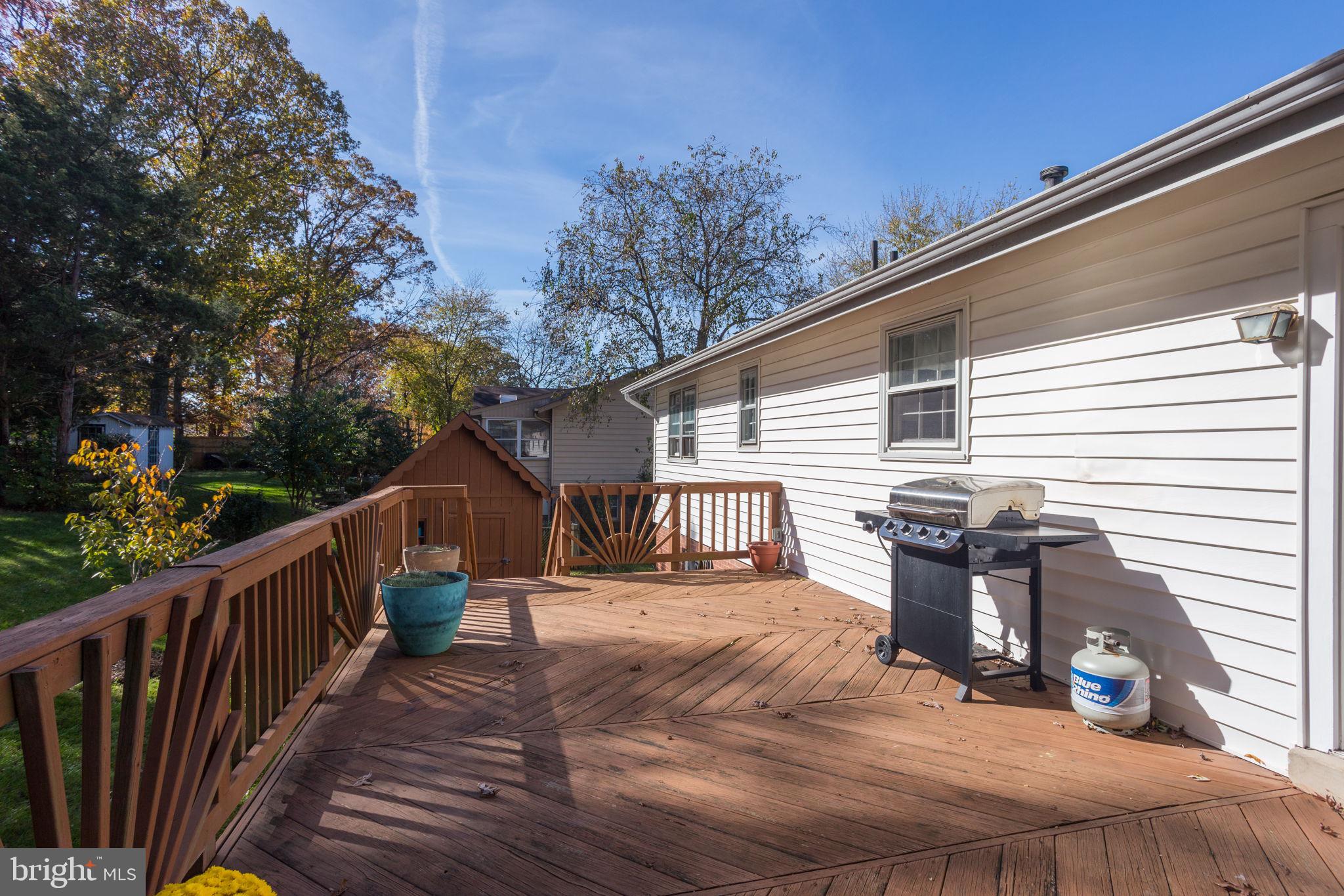 14813 Wood Home Road Centreville, VA 20120 - Photo 21 of 22 Deck