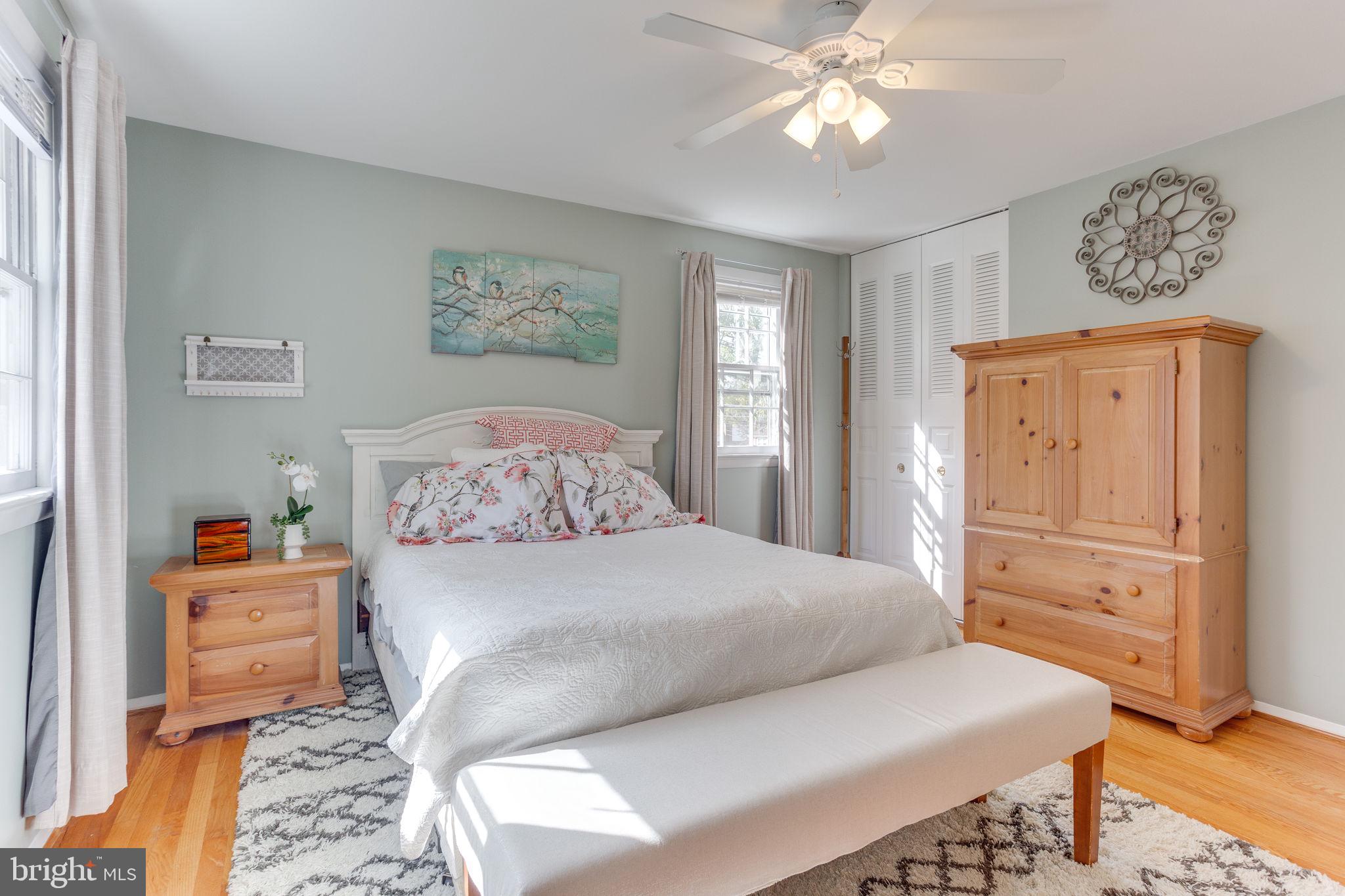 14813 Wood Home Road Centreville, VA 20120 - Photo 10 of 22 Primary bedroom