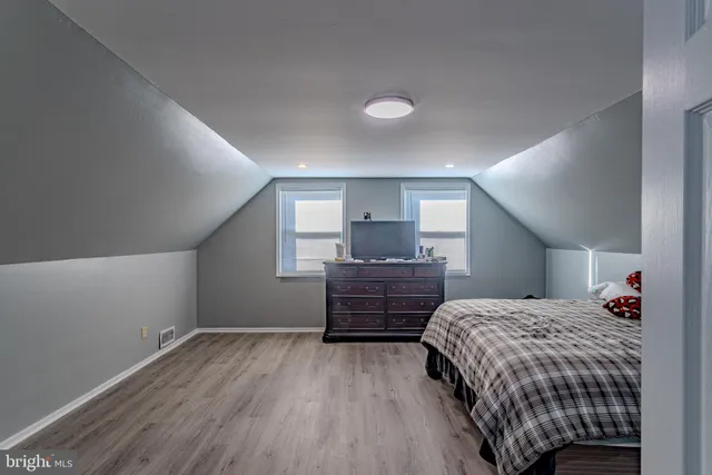 $379,000 | 84 Middlebury Lane, Willingboro, NJ 08046