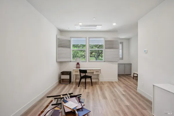 $819,000 | 218 Verandah Avenue, Novato, CA 94945