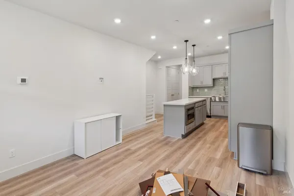 $819,000 | 218 Verandah Avenue, Novato, CA 94945