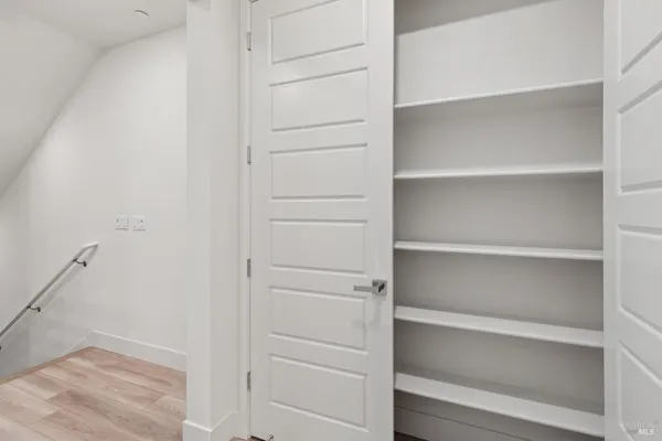 $819,000 | 218 Verandah Avenue, Novato, CA 94945