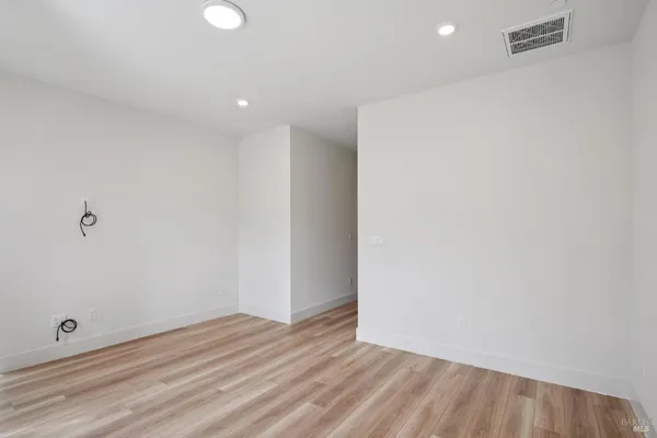 $819,000 | 218 Verandah Avenue, Novato, CA 94945