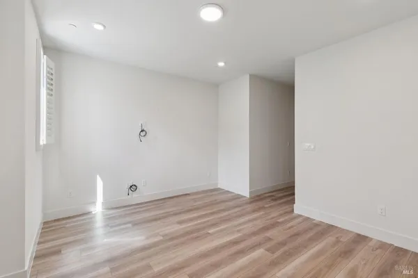 $819,000 | 218 Verandah Avenue, Novato, CA 94945