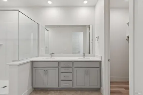 $799,000 | 218 Verandah Avenue, Novato, CA 94945