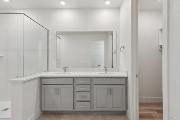 $819,000 | 218 Verandah Avenue, Novato, CA 94945