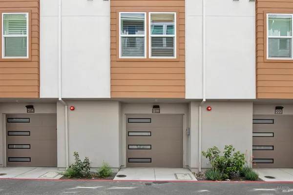 $819,000 | 218 Verandah Avenue, Novato, CA 94945