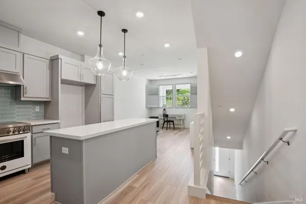 $819,000 | 218 Verandah Avenue, Novato, CA 94945