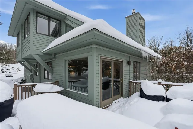 $590,000 | 1 North Peak Village, Newbury, NH 03255