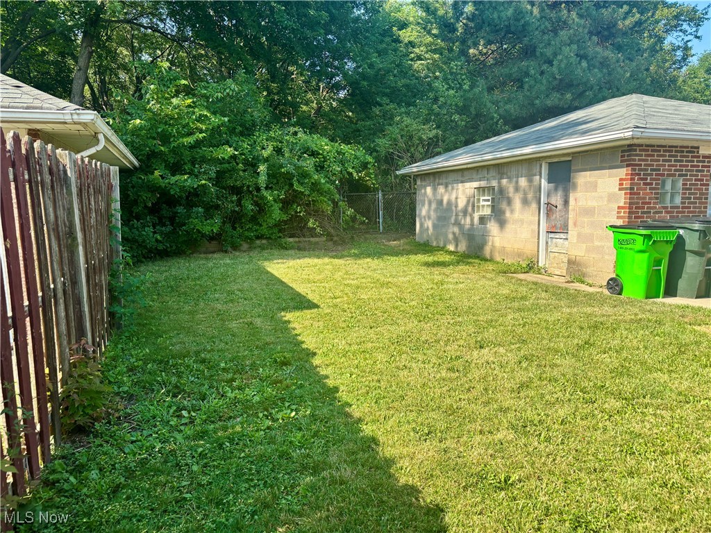 13637 Silver Road Cleveland, OH 44125 - Photo 36 of 40 Gallery Image 36