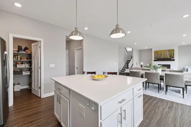 $650,000 | 5548 Catkin Way, Victoria, MN 55386