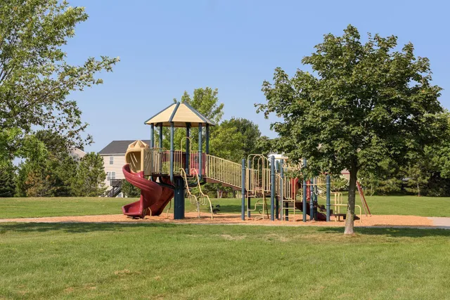 $650,000 | 5548 Catkin Way, Victoria, MN 55386