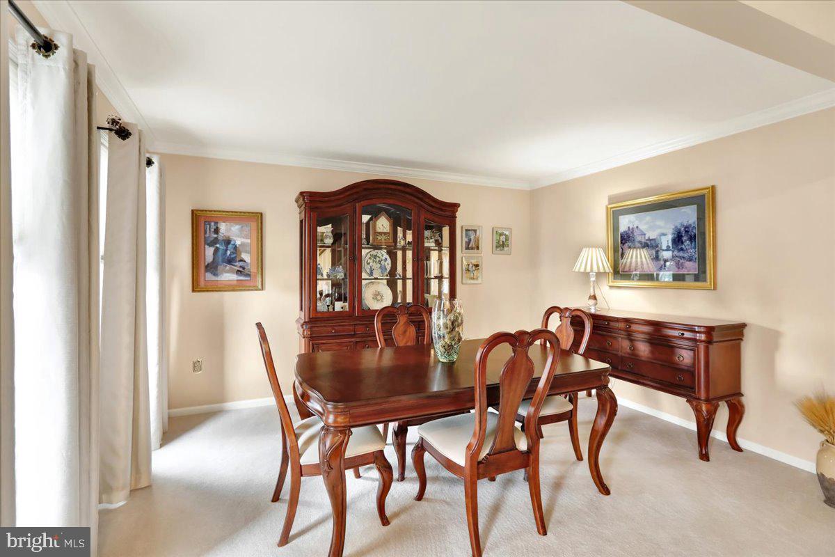 44 Rim View Lane Reading, PA 19607 - Photo 7 of 39 Dining room