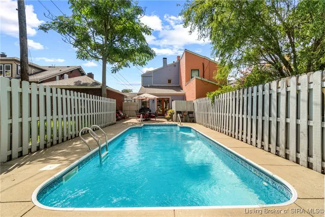 $350,000 | 506 Jefferson Street, Madison, IN 47250