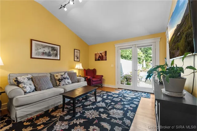 $350,000 | 506 Jefferson Street, Madison, IN 47250