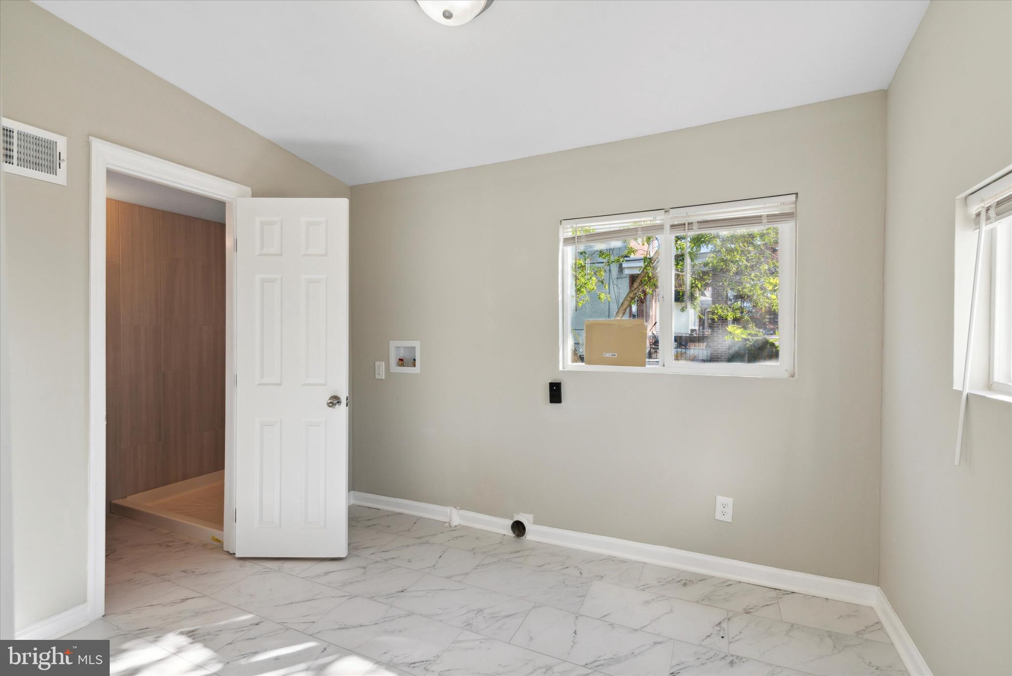 4233 Howell Street Philadelphia, PA 19135 - Photo 12 of 35