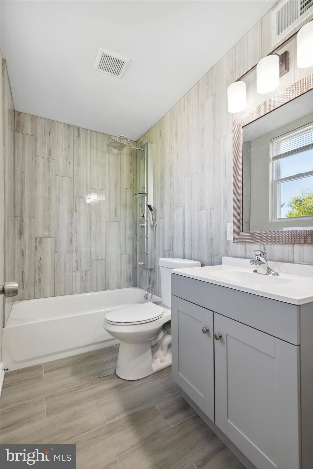 4233 Howell Street Philadelphia, PA 19135 - Photo 15 of 35