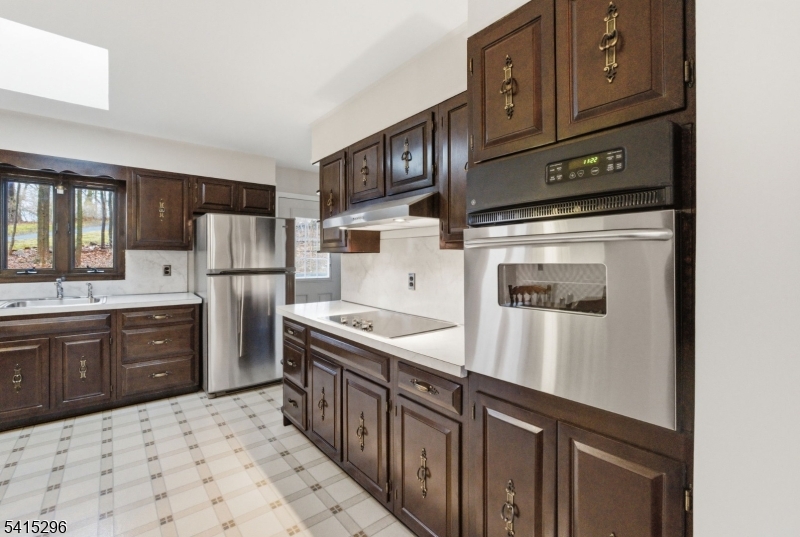 14 Hill Road Stanhope, NJ 07874 - Photo 7 of 33