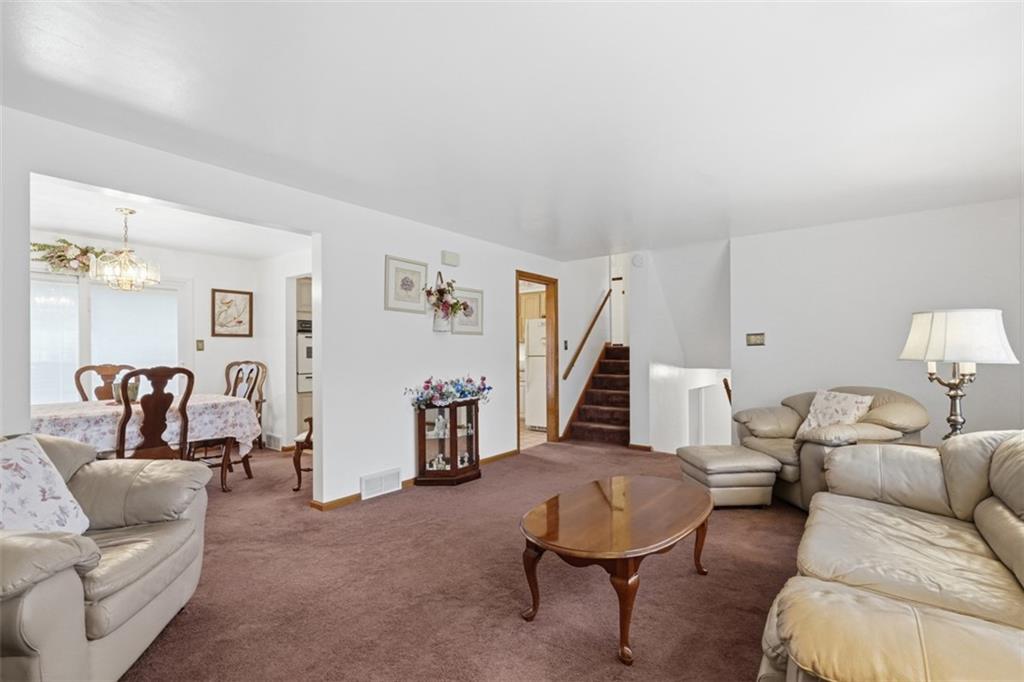 91 Bellview Circle McKees Rocks, PA 15136 - Photo 10 of 50 Gallery Image 10