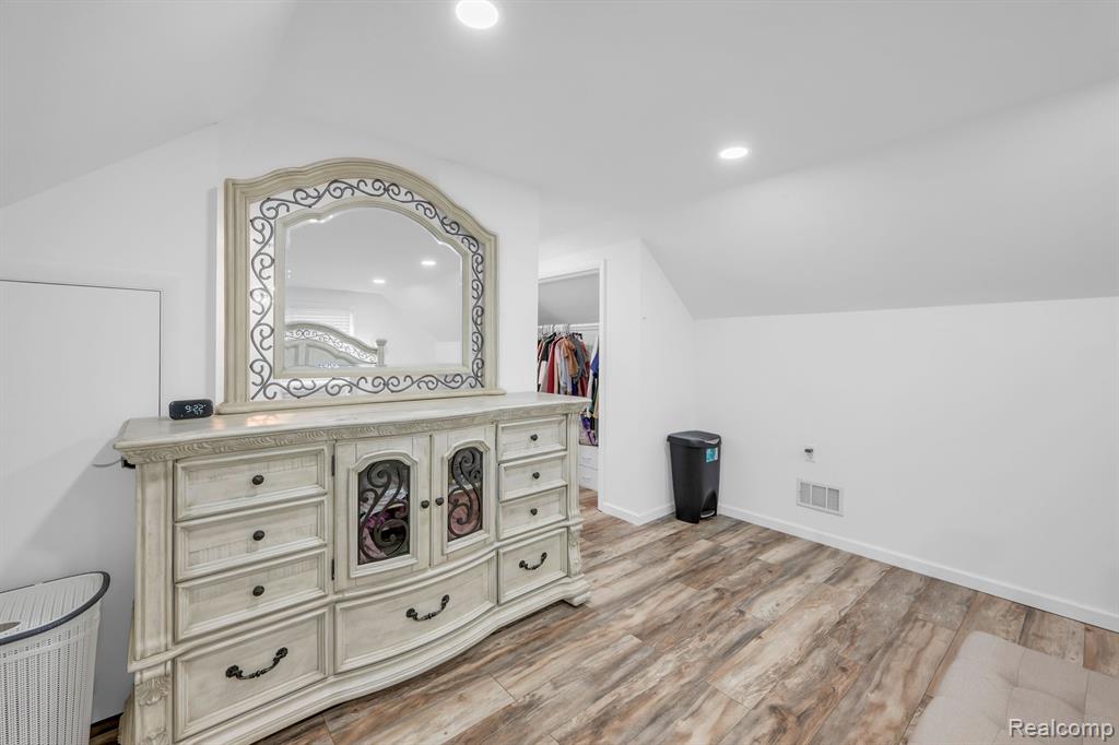 3360 Chestnut Street Dearborn, MI 48124 - Photo 19 of 36