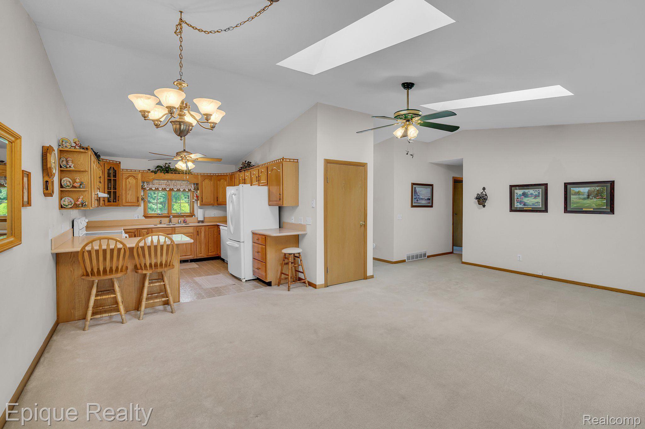 3240 Curtis Road Birch Run, MI 48415 - Photo 12 of 25 View from living/dining area