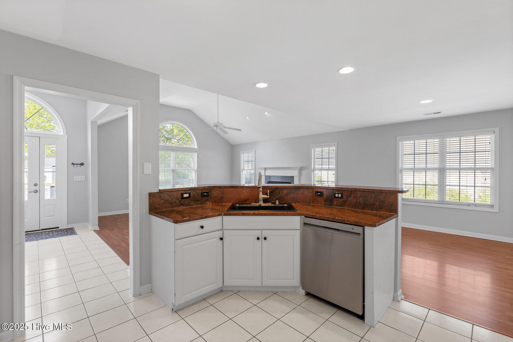 219 Rouen Court Wilmington, NC 28412 - Photo 18 of 49 018_219_rouen_court-15_466