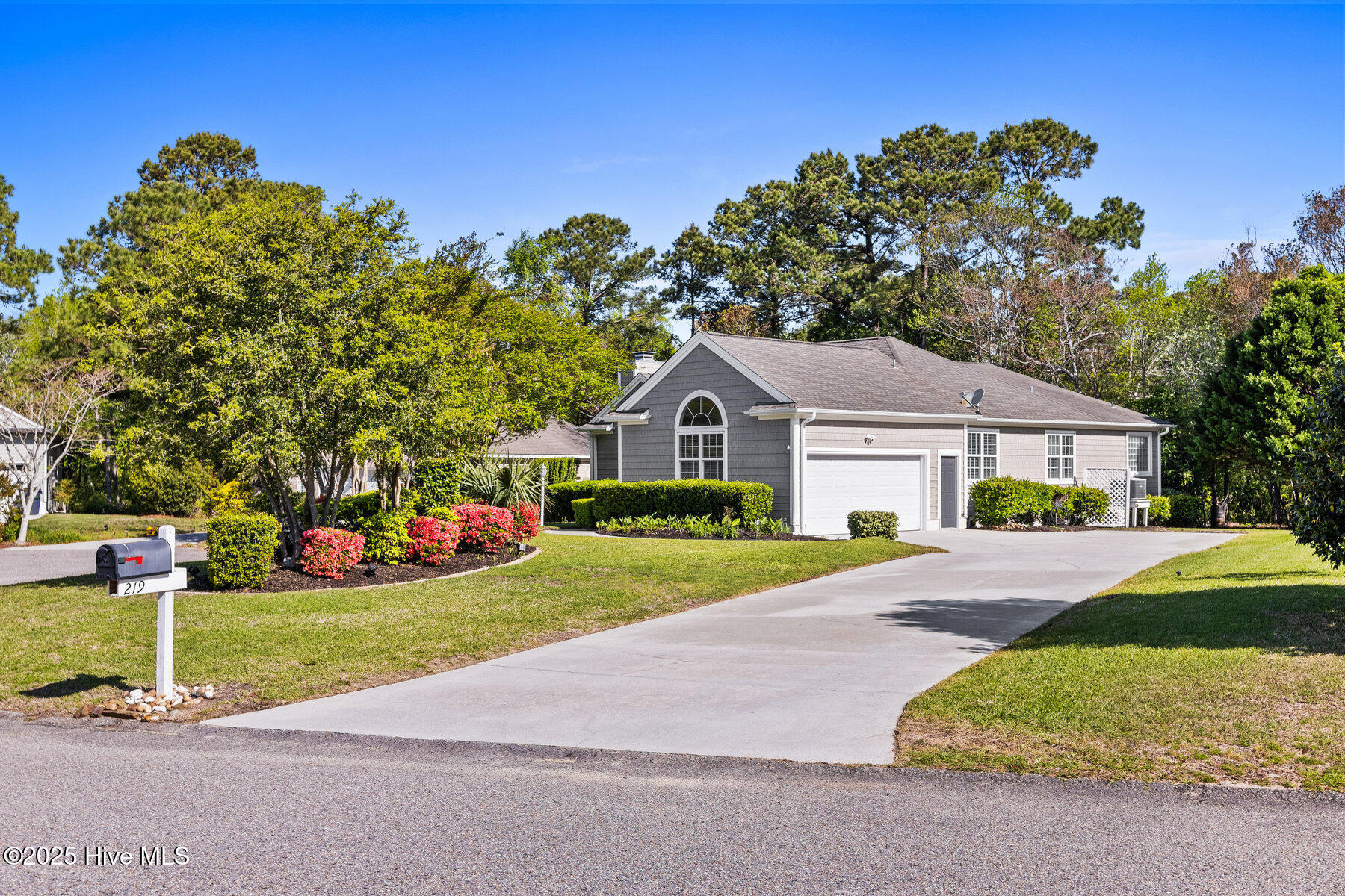 219 Rouen Court Wilmington, NC 28412 - Photo 3 of 49 003_219_rouen_court-2_655