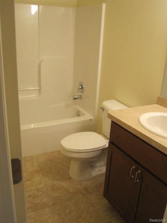 1310 Pine Ridge Drive Highland, MI 48357 - Photo 19 of 29