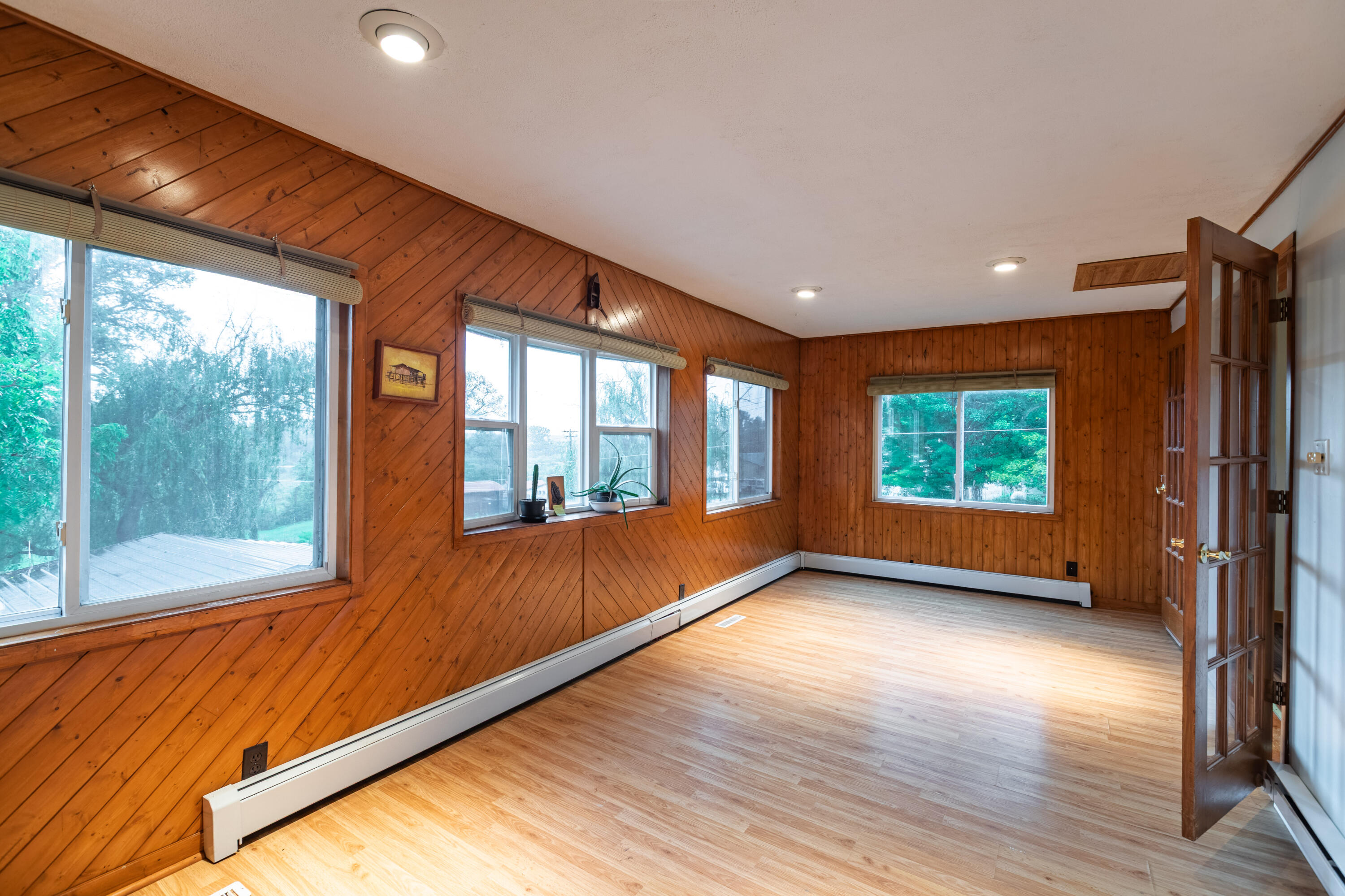 137 Ridge Street De Soto, WI 54624 - Photo 19 of 32 C24I0353-HDR