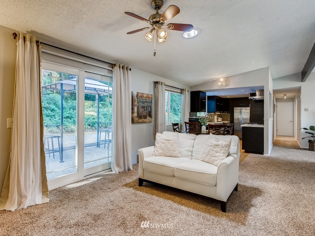212 225th Place Southeast Bothell, WA 98021 - Photo 11 of 30