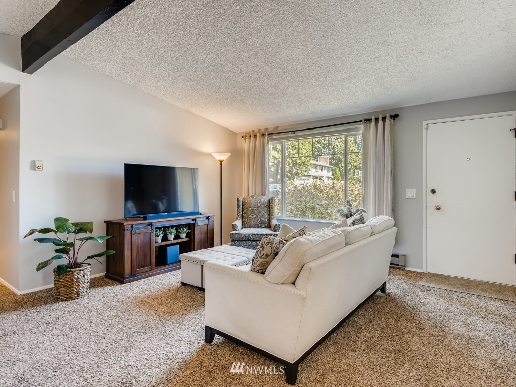 212 225th Place Southeast Bothell, WA 98021 - Photo 3 of 30