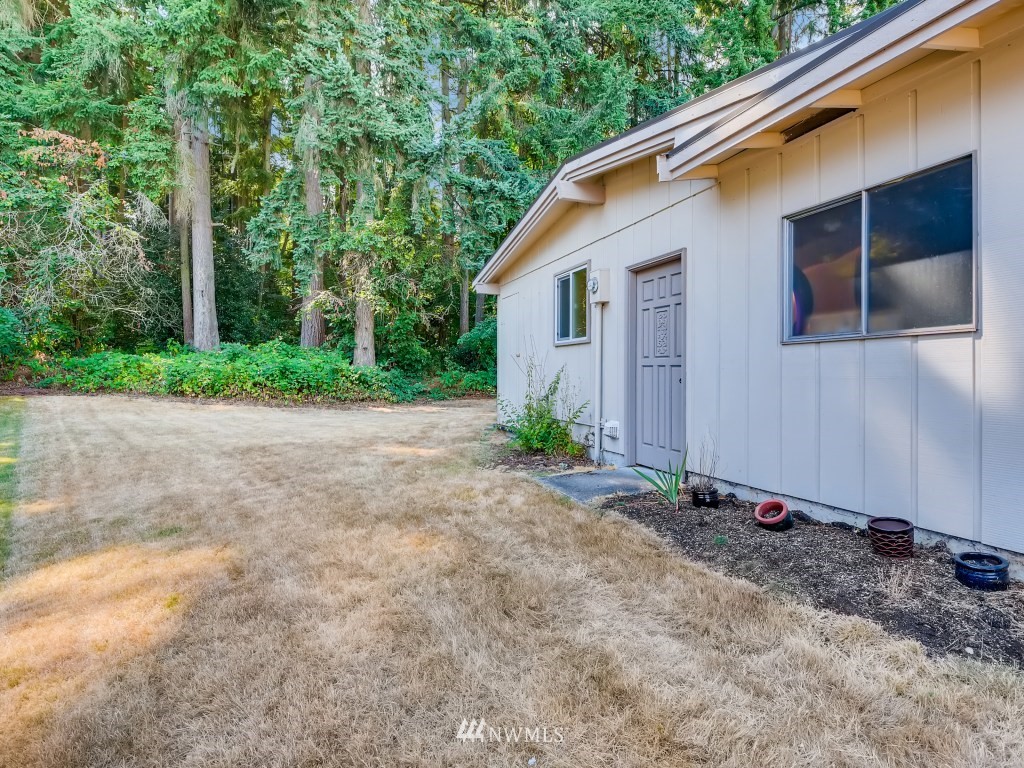 212 225th Place Southeast Bothell, WA 98021 - Photo 27 of 30