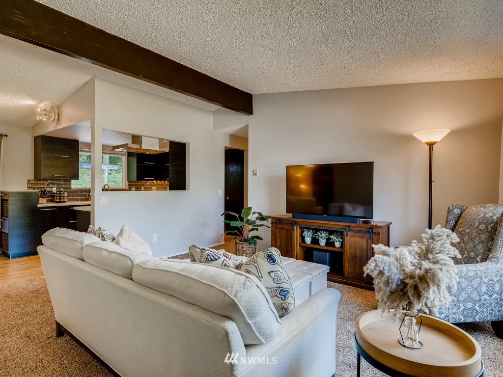 212 225th Place Southeast Bothell, WA 98021 - Photo 4 of 30