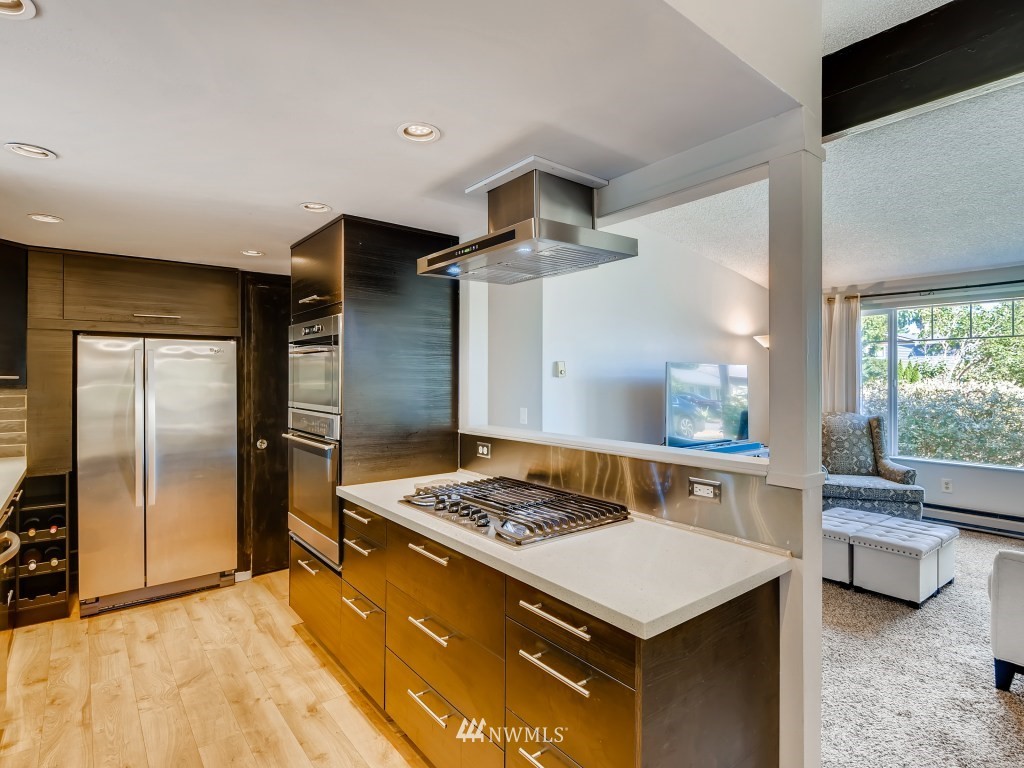 212 225th Place Southeast Bothell, WA 98021 - Photo 7 of 30