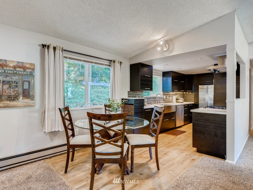 212 225th Place Southeast Bothell, WA 98021 - Photo 10 of 30