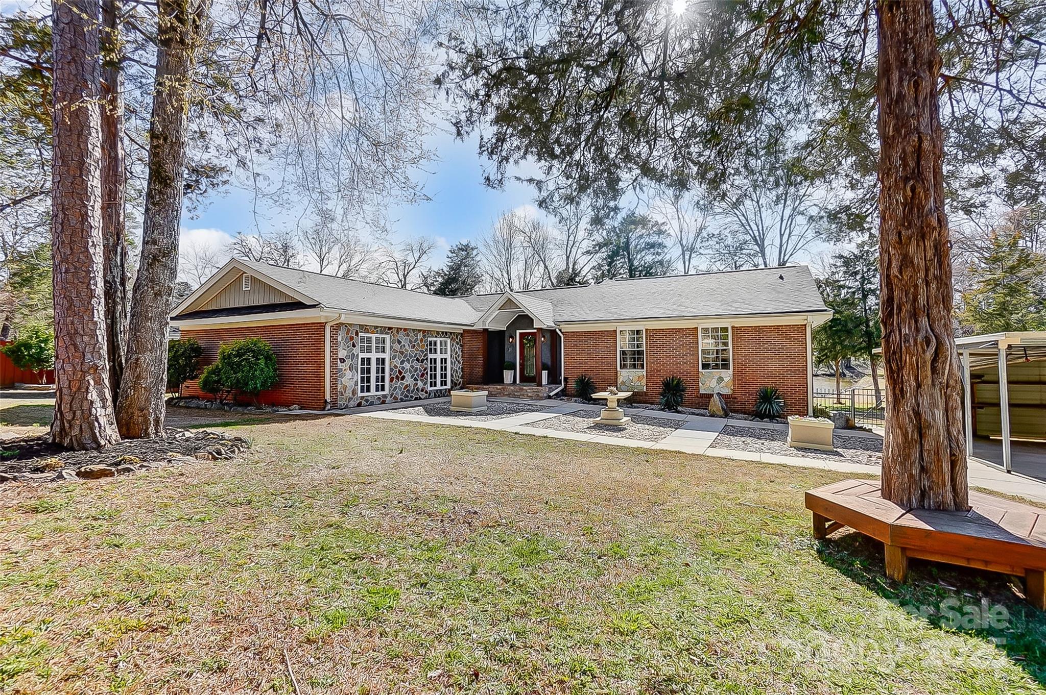 7201 Cedarfield Road Charlotte, NC 28227 - Photo 1 of 48 Gallery Image 1