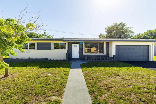 $595,000 | 360 Northwest 199th Street, Miami Gardens, FL 33169