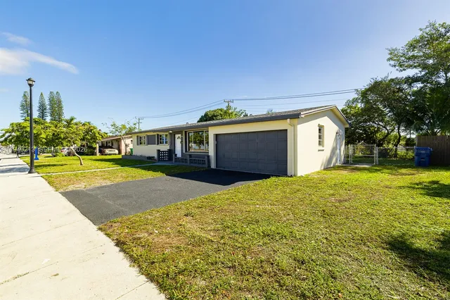 $595,000 | 360 Northwest 199th Street, Miami Gardens, FL 33169