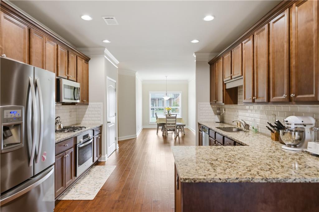 2693 Madison Mae Lane Grayson, GA 30017 - Photo 8 of 32